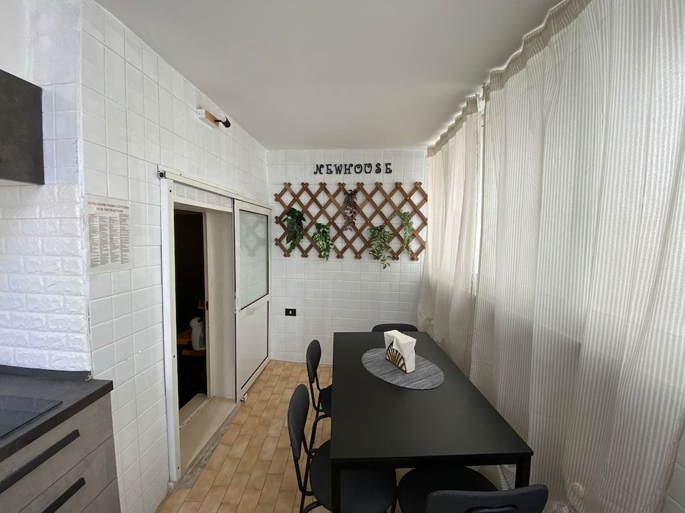 Newhouse Dei Mille Apartment 9