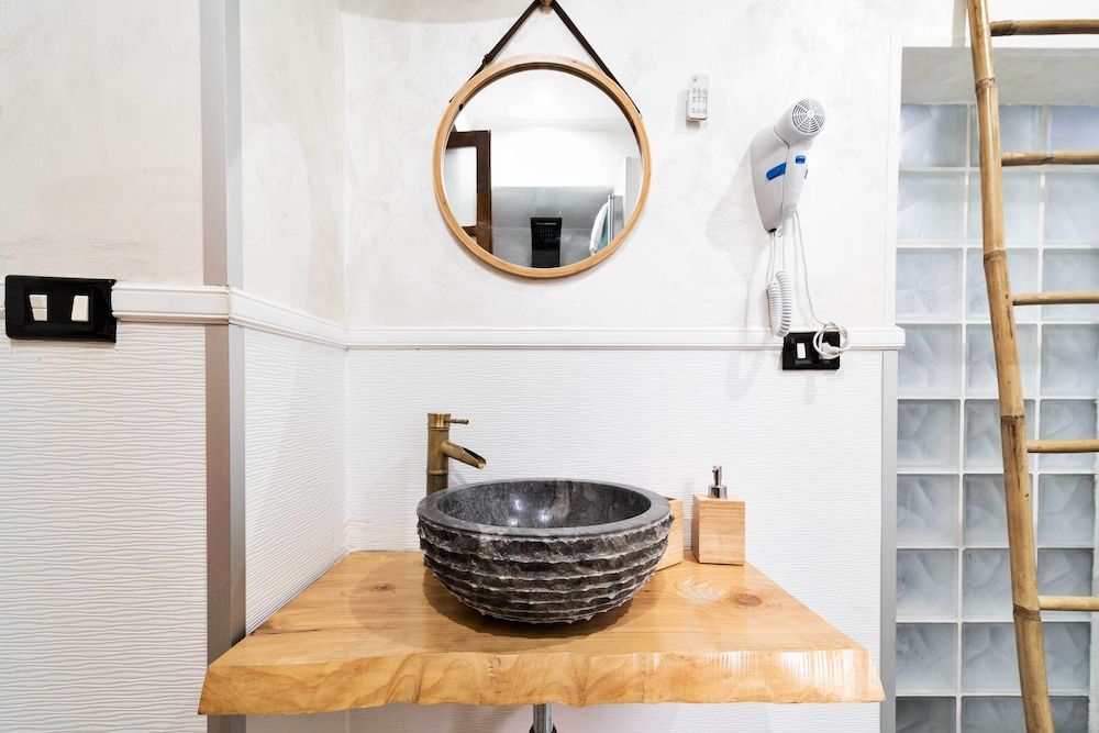 Newhouse Dei Mille Apartment 11