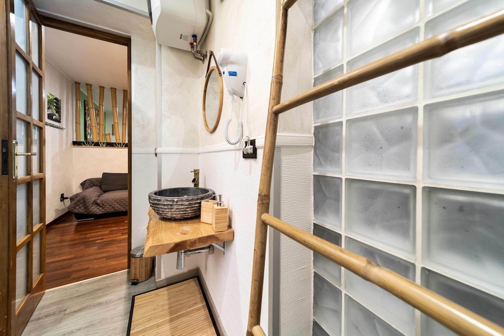 Newhouse Dei Mille Apartment 14