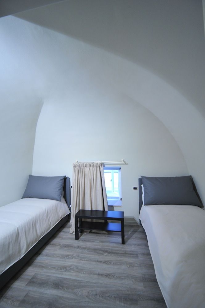 Bed & Breakfast Gatto Bianco Family Quadruple Room, 2 Bedrooms, Bathtub