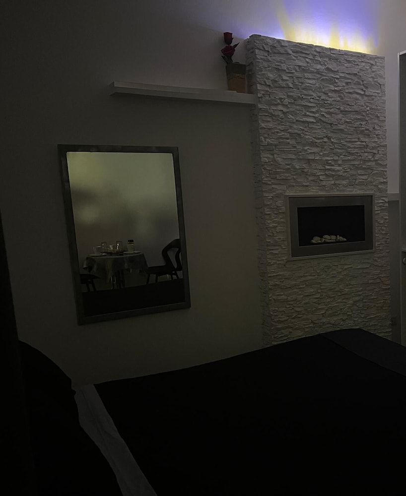 Palese Profumo di Mare Deluxe Double Room, 1 Double Bed, Sea View, Sea Facing 10