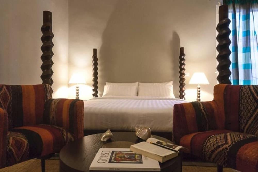 undefined Vittorio's luxury suites 3