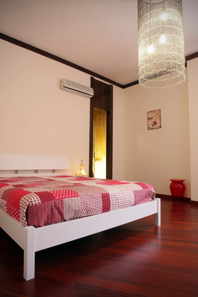 undefined B&B Clorinda 10