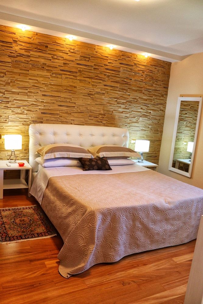 undefined Villa Maria Di Venere 7