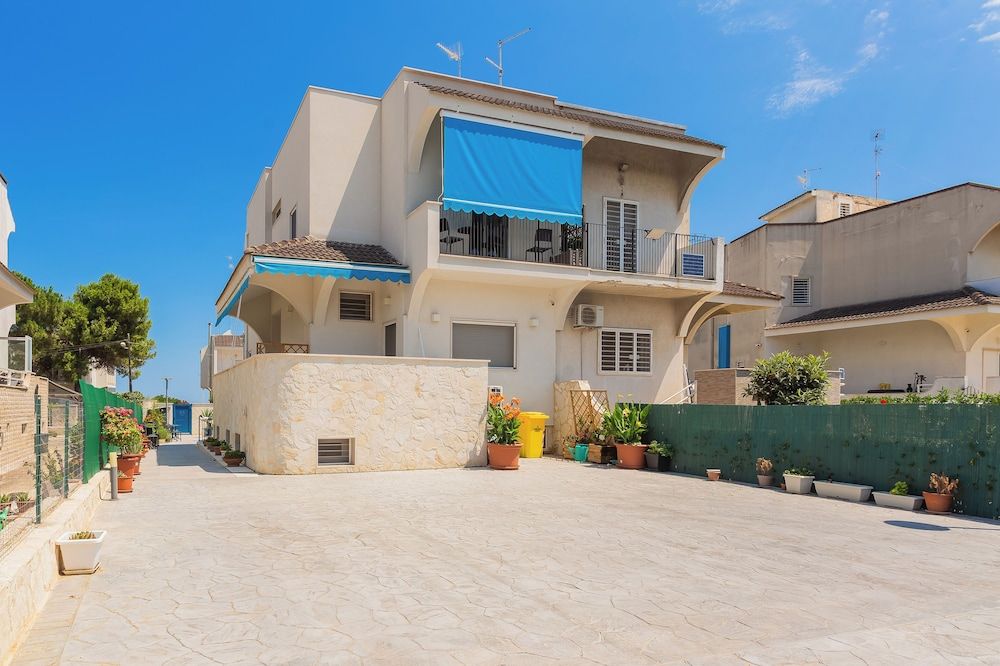 undefined apuliablue 4