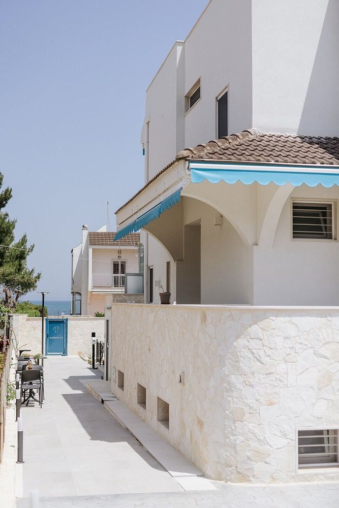 undefined apuliablue 6