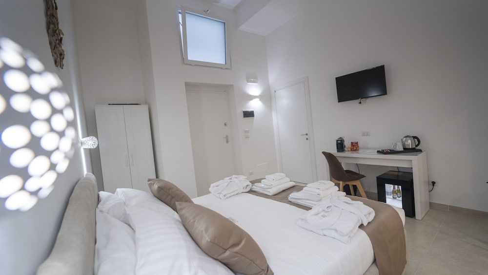 Dimora Fantasia Charme B&B