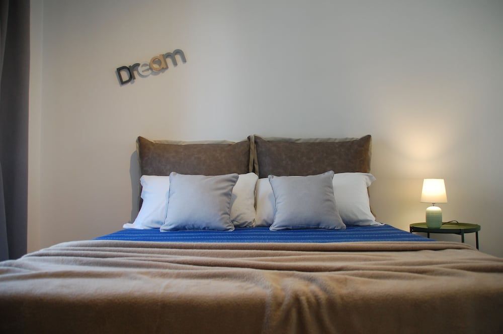 undefined Bari Rooms Central Station 8