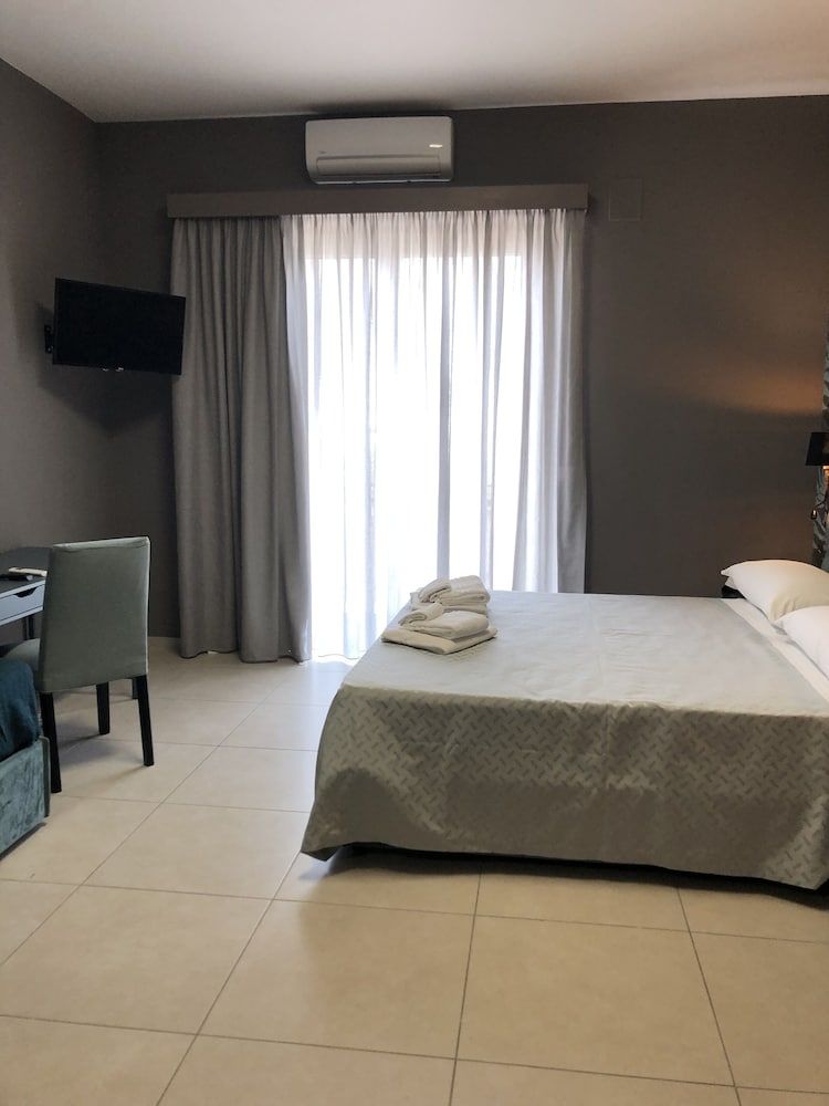 undefined Dante 11 Guesthouse 8