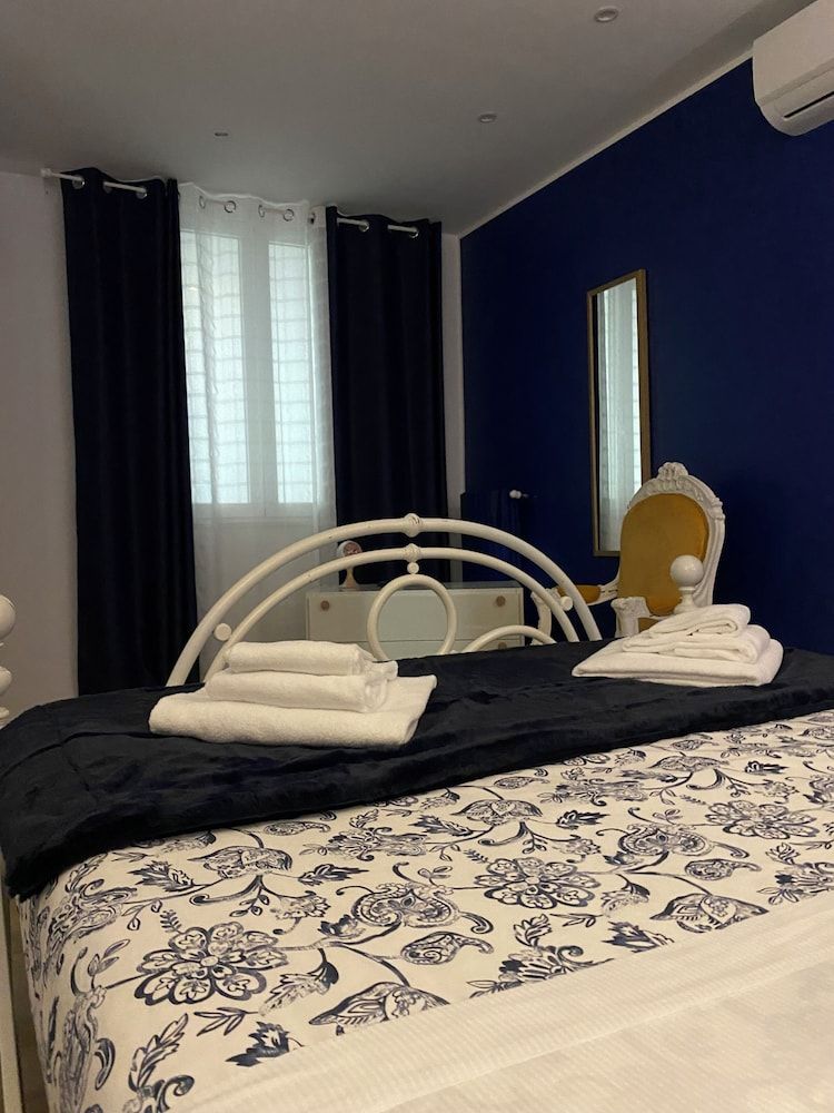 Ventidueventi Luxury suites Family Double or Twin Room (Scirocco) 2