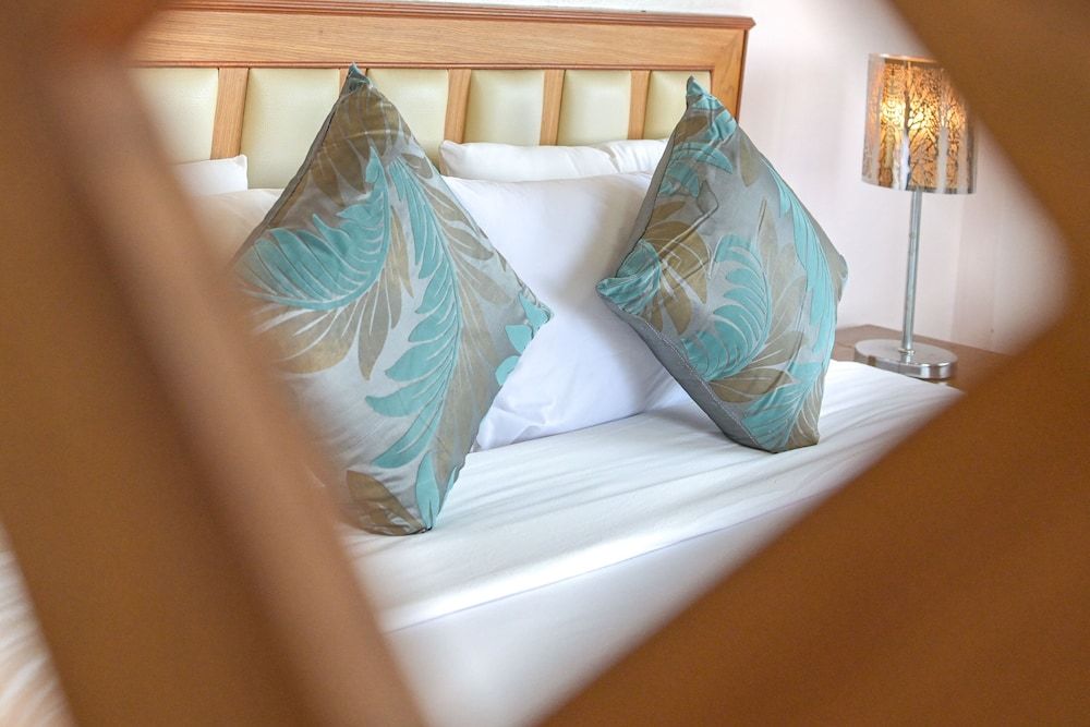 Rattana Park Hotel Super Deluxe Room 3