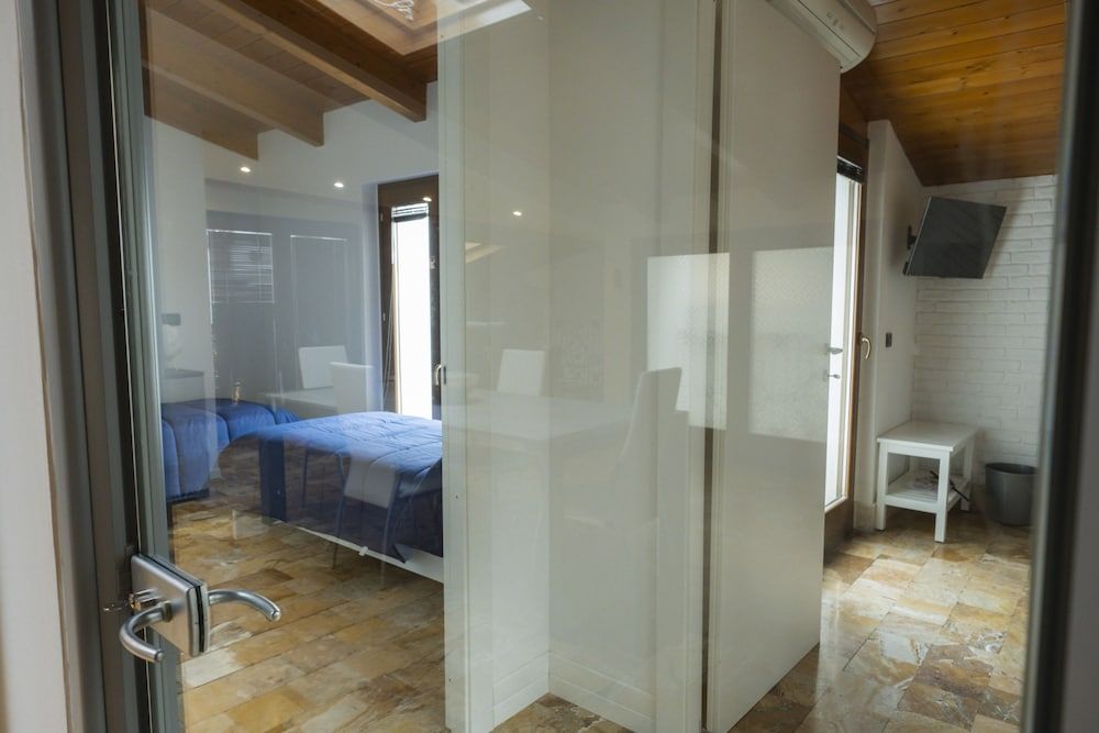 B&B Palazzo Storico Di Nicola QUADRUPLE DELUXE ROOM 8