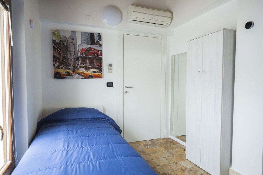 B&B Palazzo Storico Di Nicola QUADRUPLE DELUXE ROOM 2