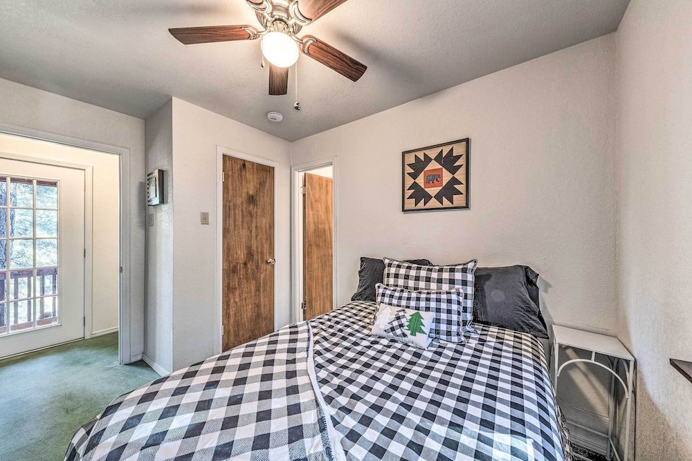 House (2 Bedrooms)