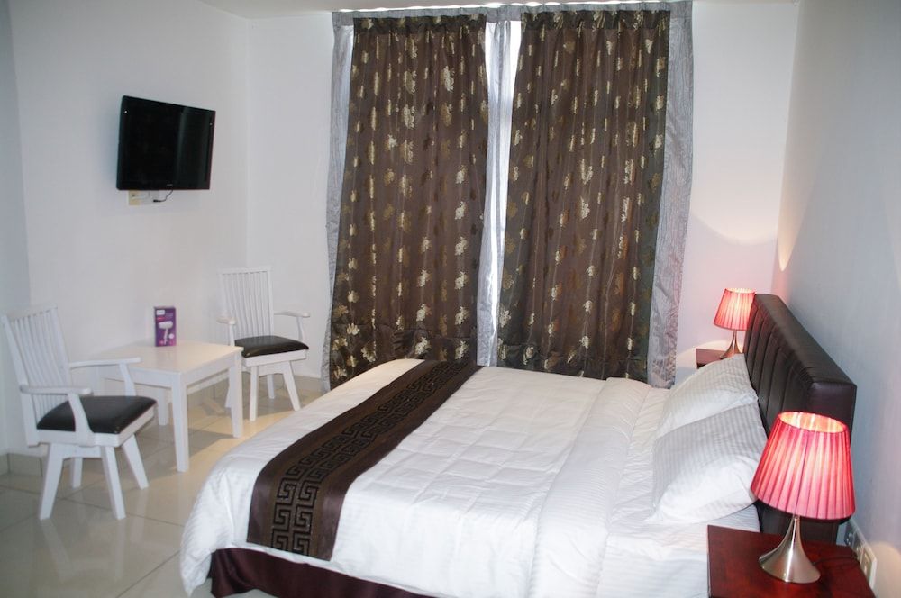 undefined D'Esplanade City View Apartment