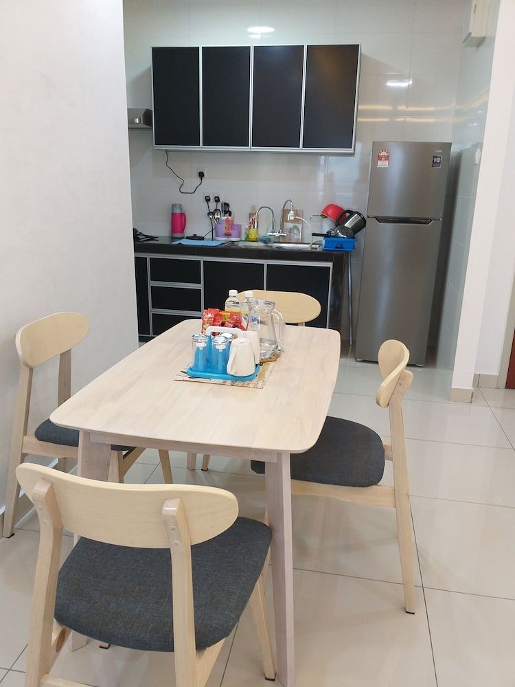 undefined Raffles Suites Homestay 5