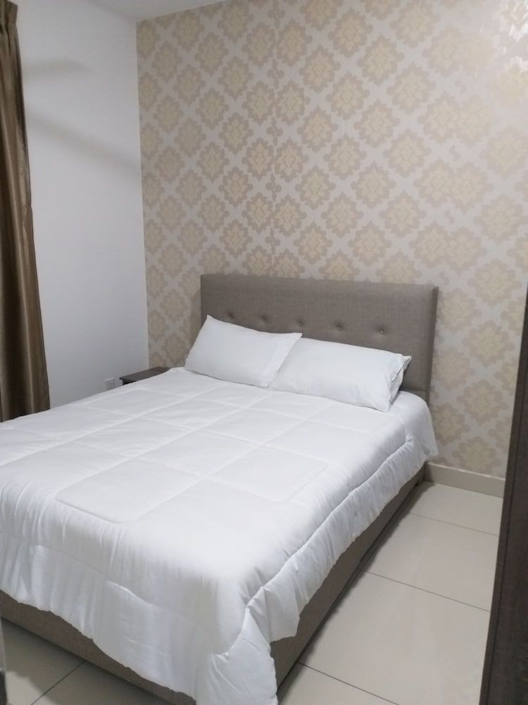 undefined Raffles Suites Homestay