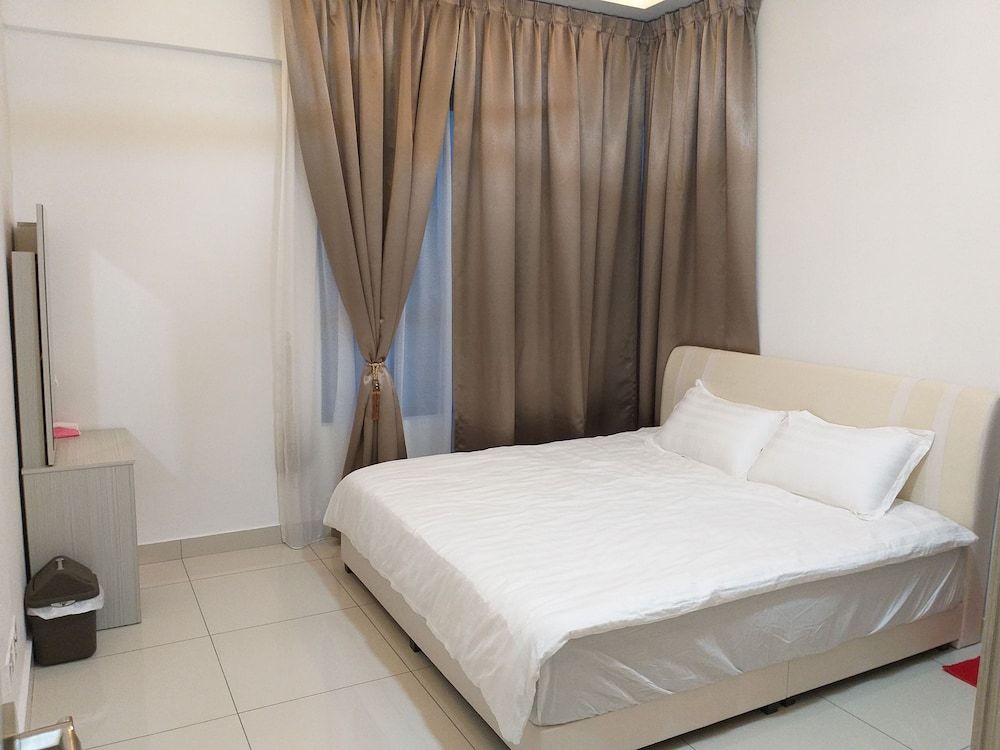 undefined Raffles Suites Homestay 9