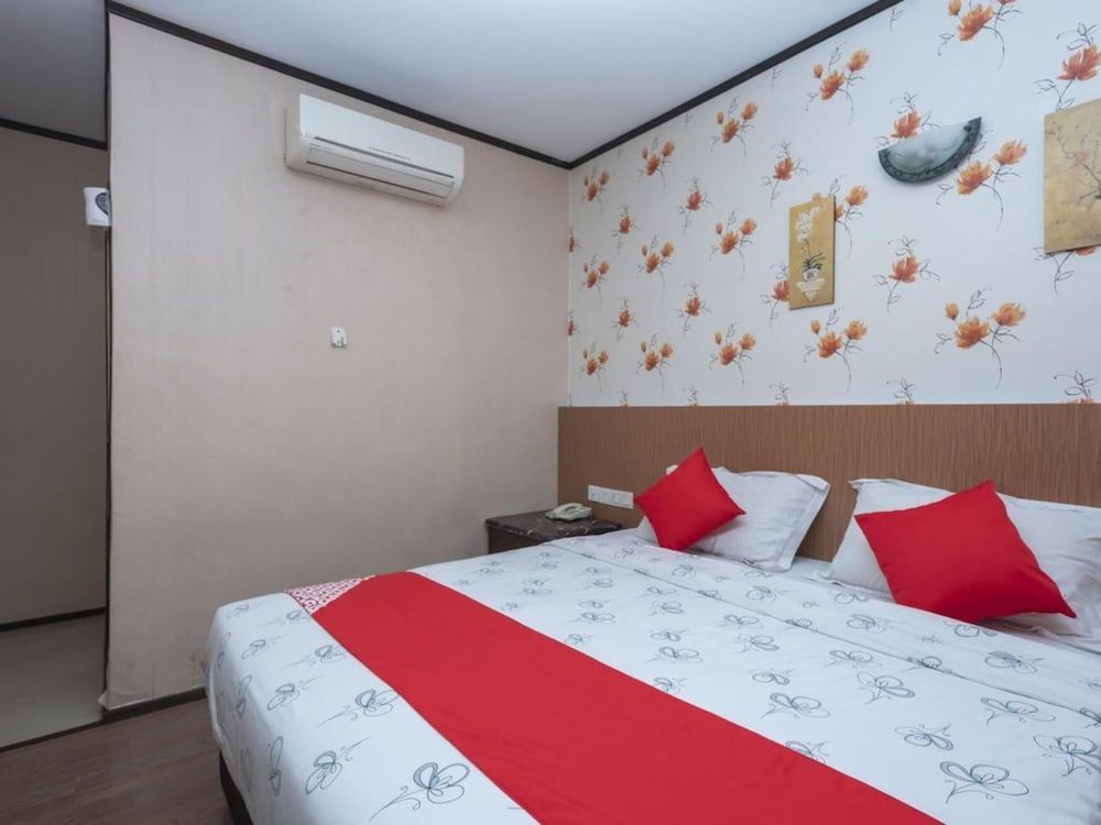 undefined Hotel Suan Bee 7