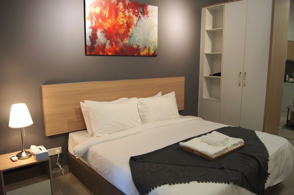 undefined Twin Galaxy Suites 10