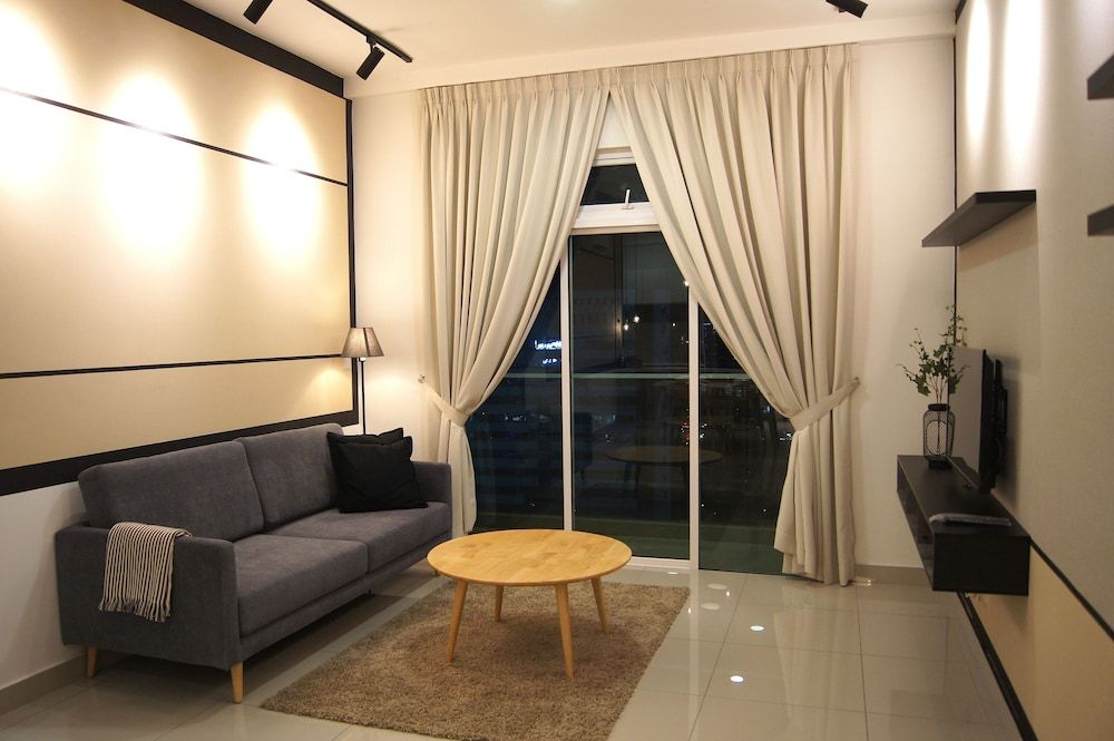 Twin Galaxy Suites Deluxe Suite, 2 Bedrooms, City View 18