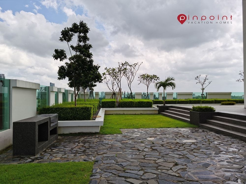 undefined Pinnacle Tower 5