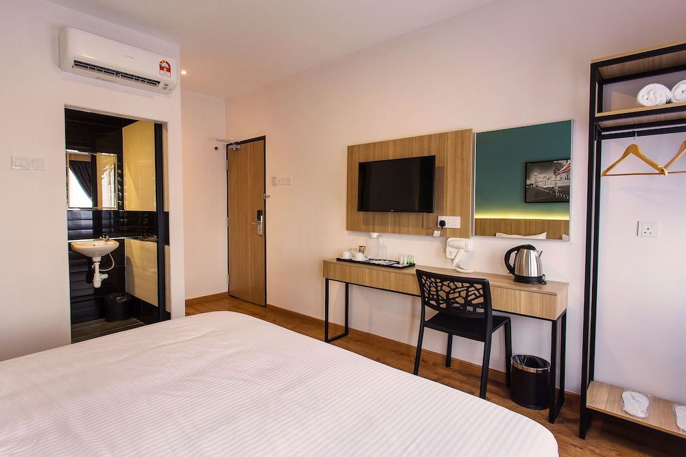 Hotel Insuna Premier Room 6