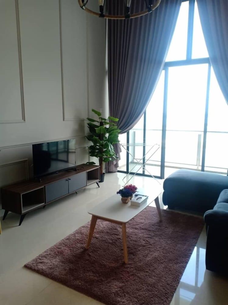 undefined BORA Hotel Apartment - Danga Bay 5