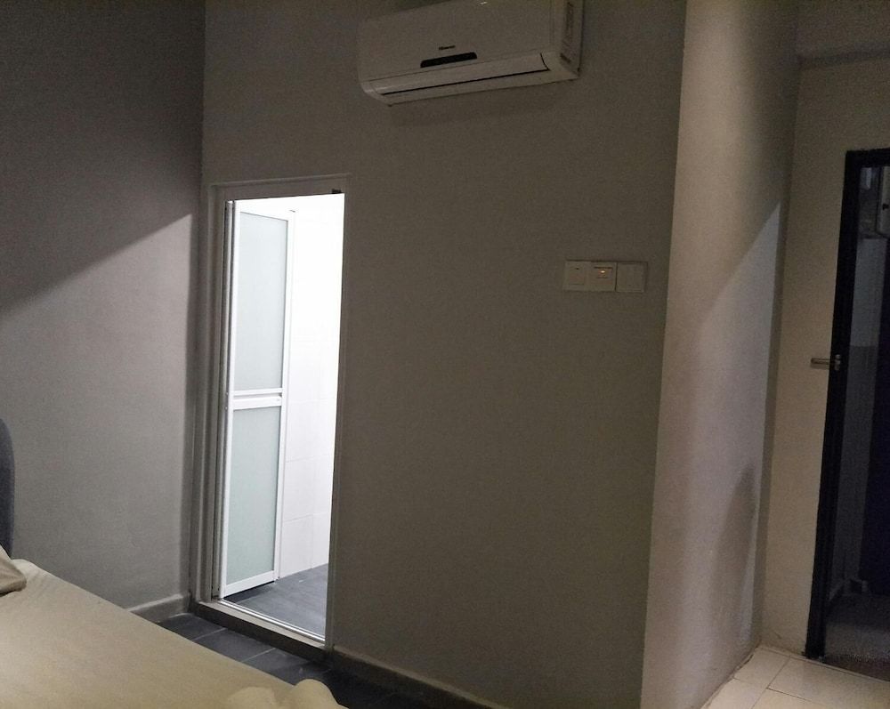 undefined S Avenue Hotel 6