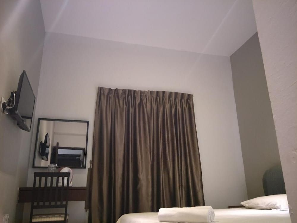 undefined S Avenue Hotel 5