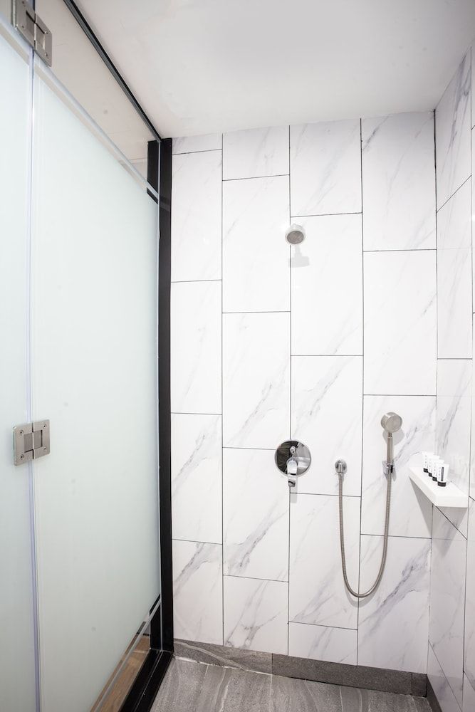 undefined Hako Hotel Mount Austin 7