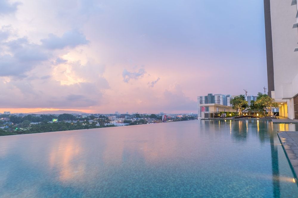 undefined OYO Home 987 Premium 1BR 1 Tebrau Residences 7