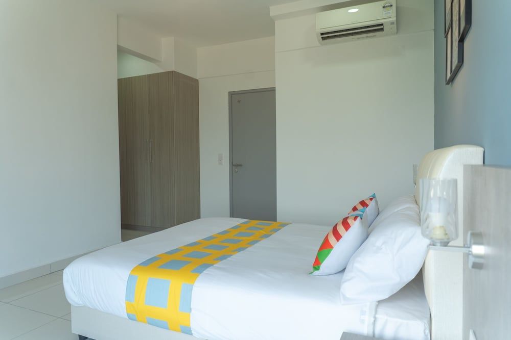 undefined OYO Home 987 Premium 1BR 1 Tebrau Residences 9