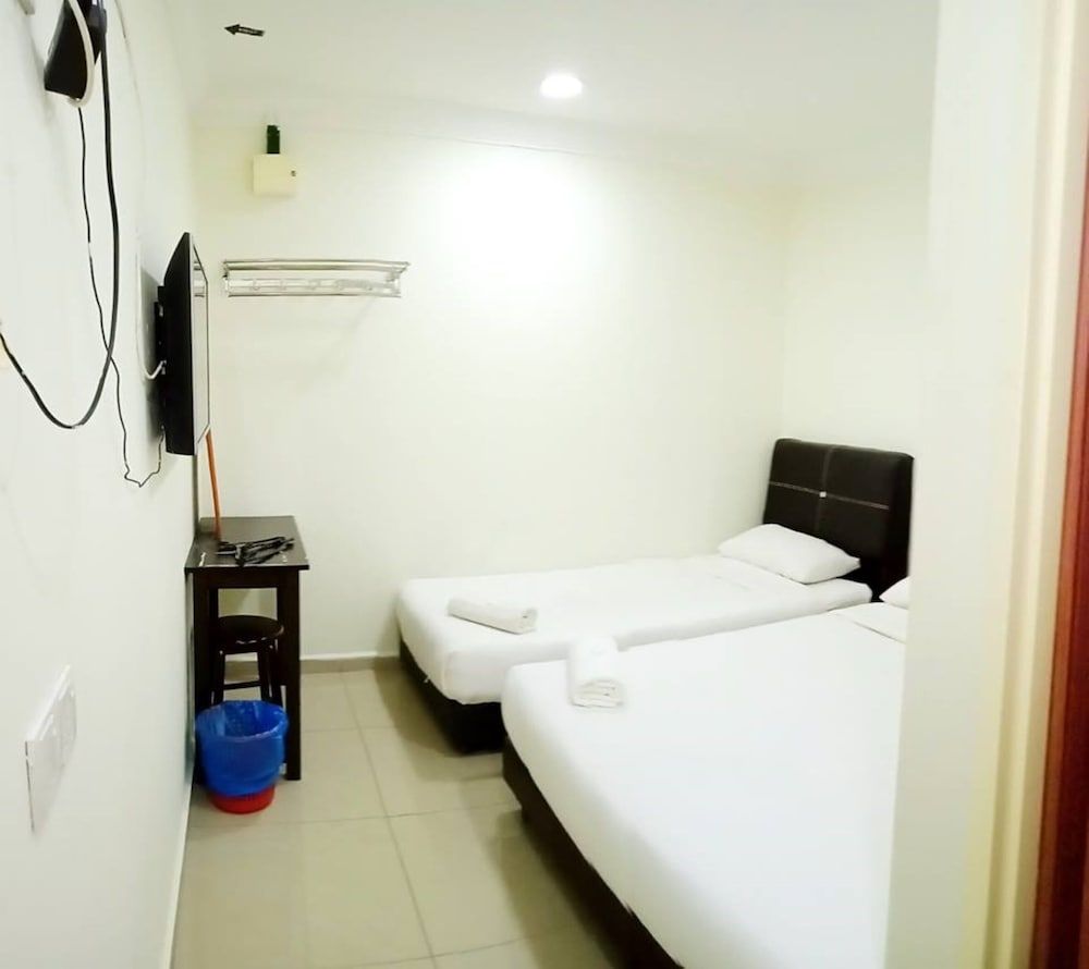 undefined Cattleya Glory Hotel 10