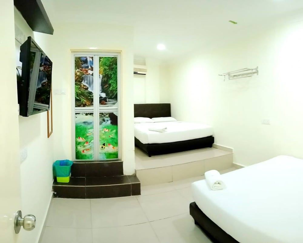 undefined Cattleya Glory Hotel 3