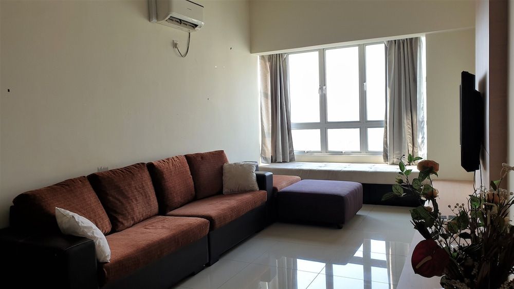 Zenith Suite Residence Comfort Apartment 14