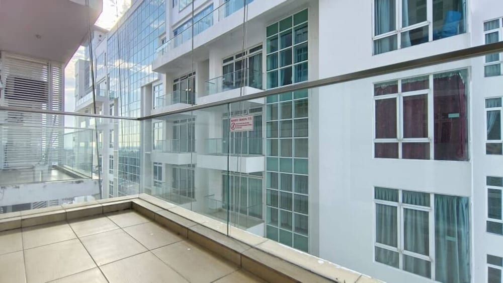 undefined JB City Shopping Mall Apartment 5