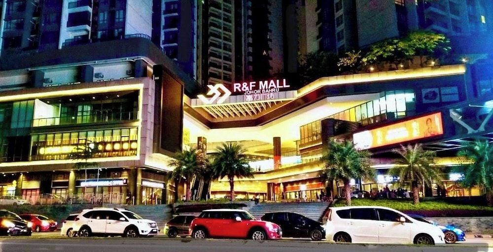 undefined JB City CIQ-R&F Shopping Mall Apartment 5