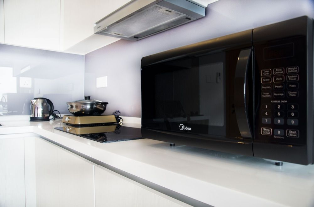 Zenith Suites JBCC by OKGOSTAY Two Bedroom Family Room Apartment (Superhero) 6