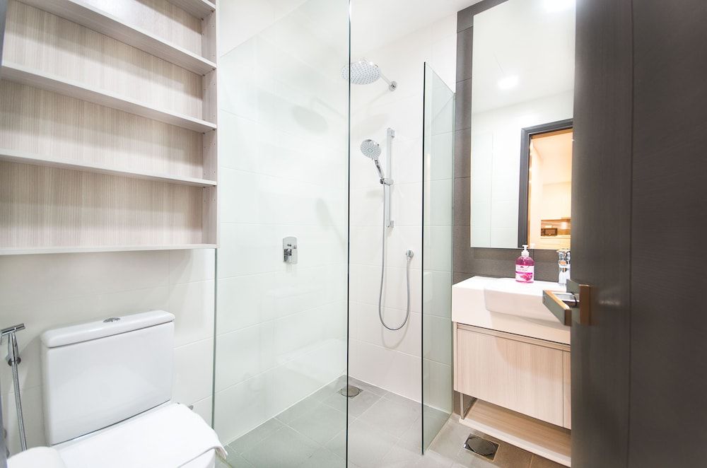 Zenith Suites JBCC by OKGOSTAY Two Bedroom Family Room Apartment (Superhero) 9