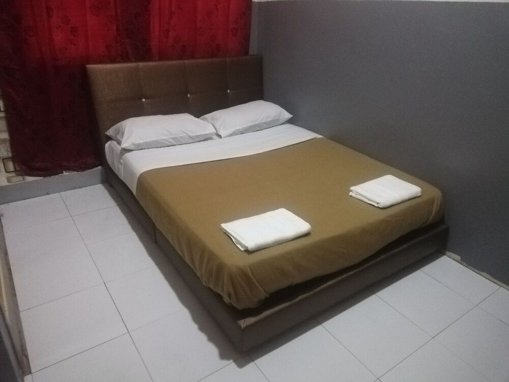 undefined SPOT ON 90095 Slk Hotel 3