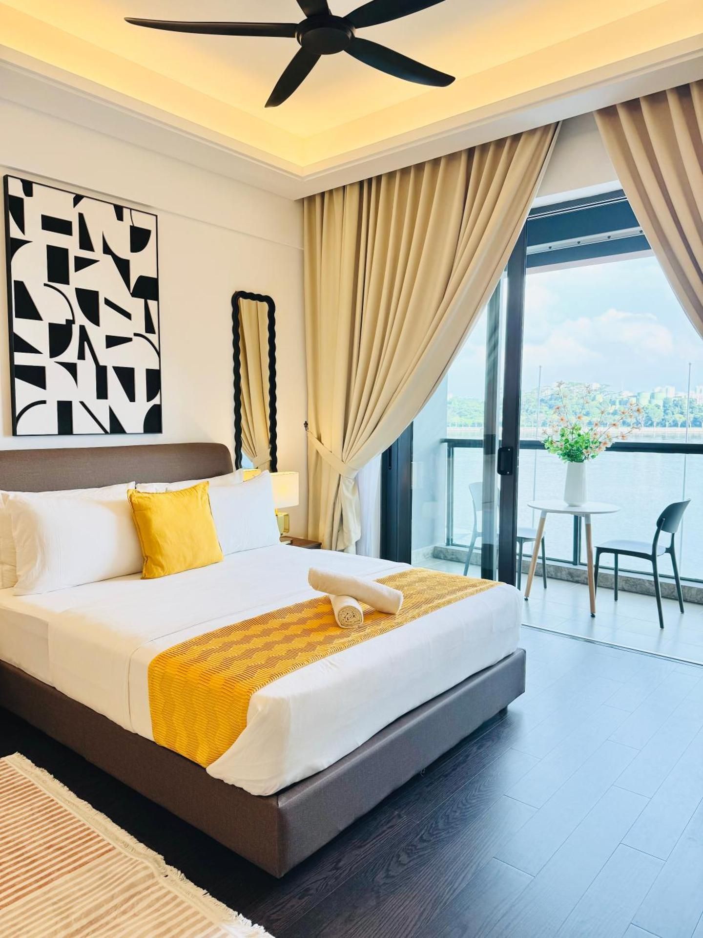 Studio with Sea View