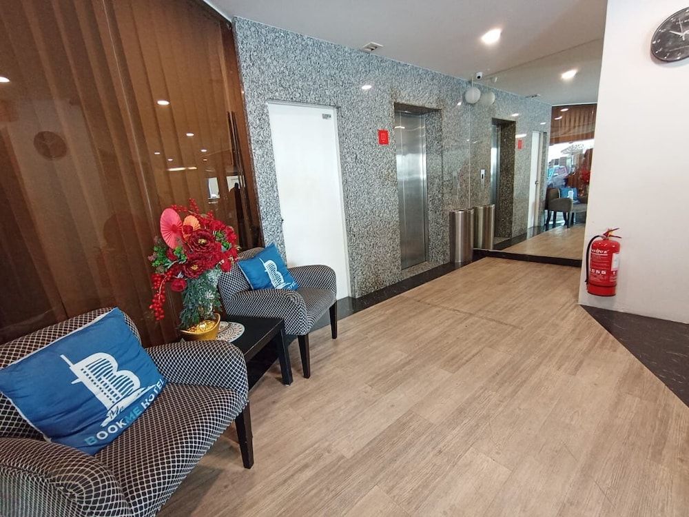 undefined BookMe Hotel 6