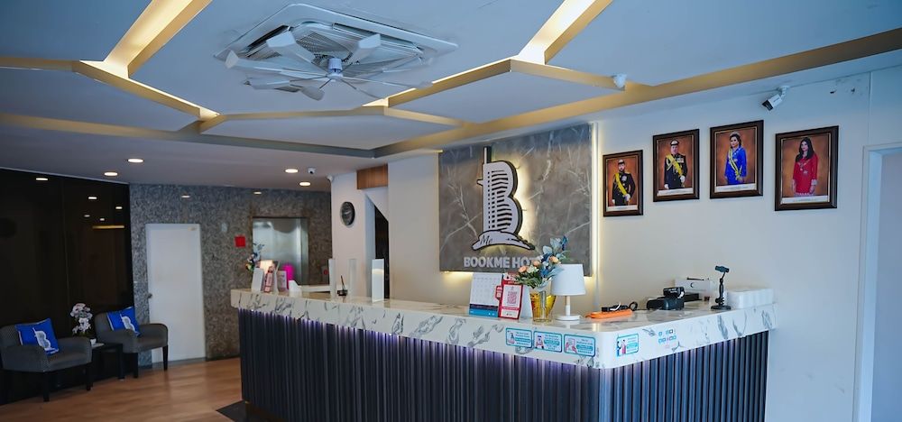 undefined BookMe Hotel 8