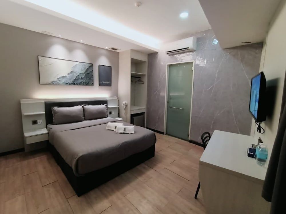 undefined BookMe Hotel 5