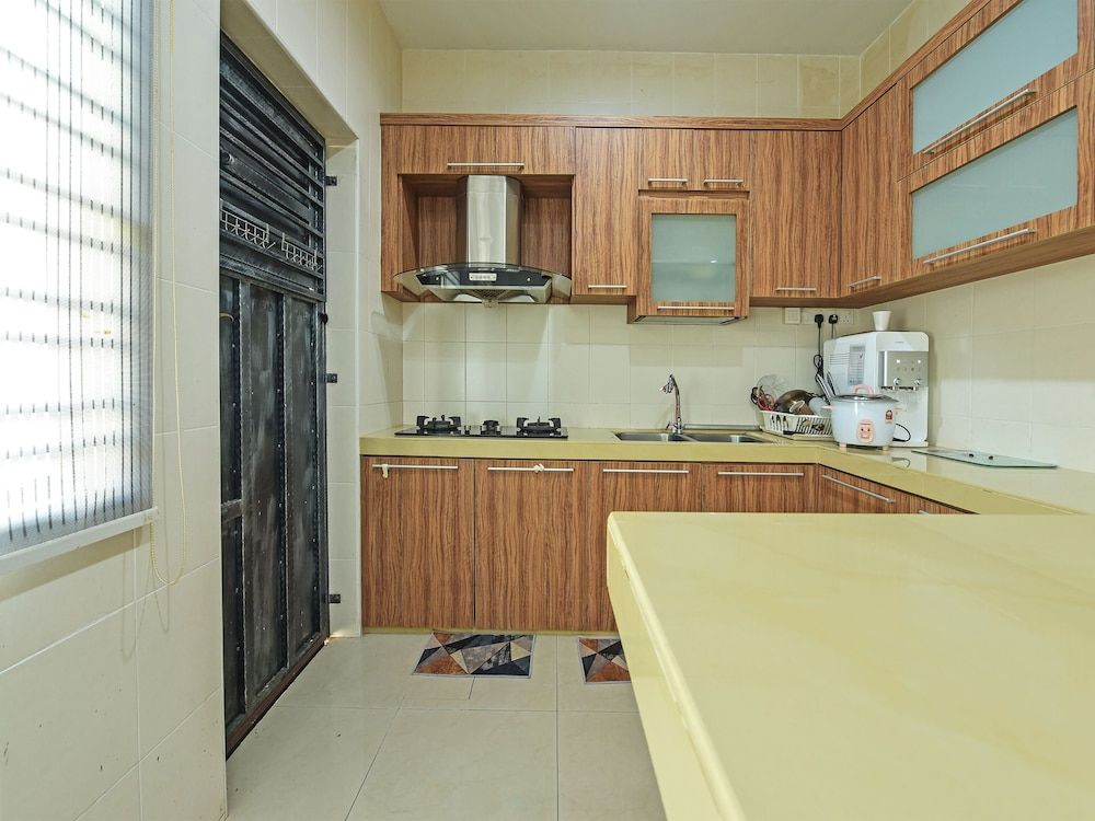 undefined OYO Home 90532 Casa Azlinda Muslim 9