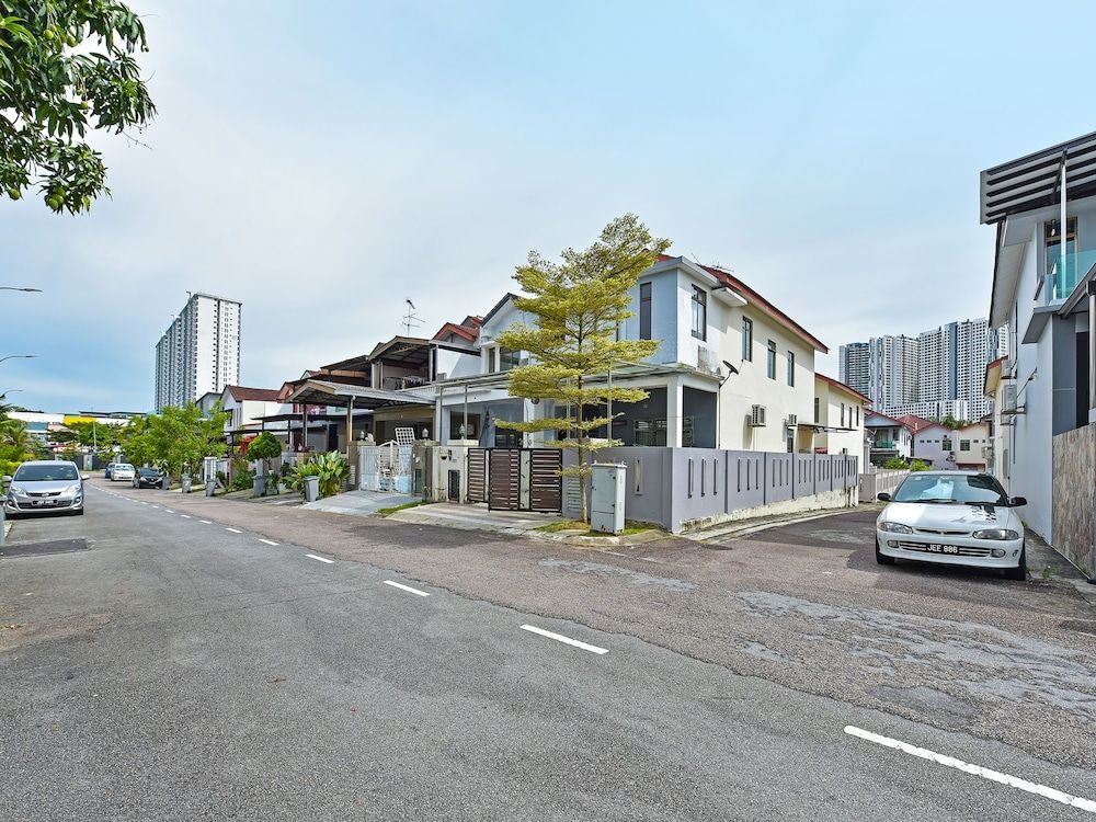 undefined OYO Home 90532 Casa Azlinda Muslim 5