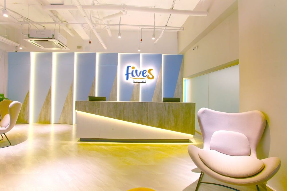 undefined Fives Hotel DNP 3