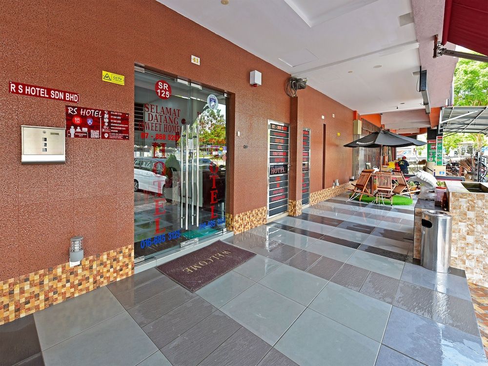 undefined Super OYO Capital O 90687 Rs Hotel 5