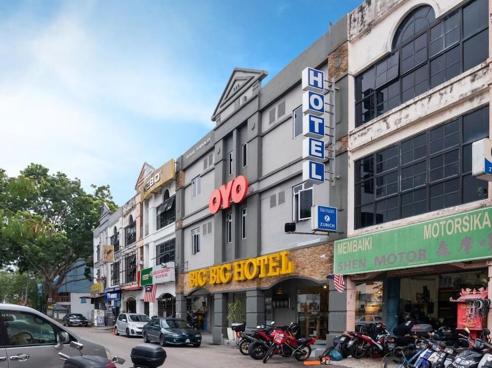 undefined Big Big Hotel 7